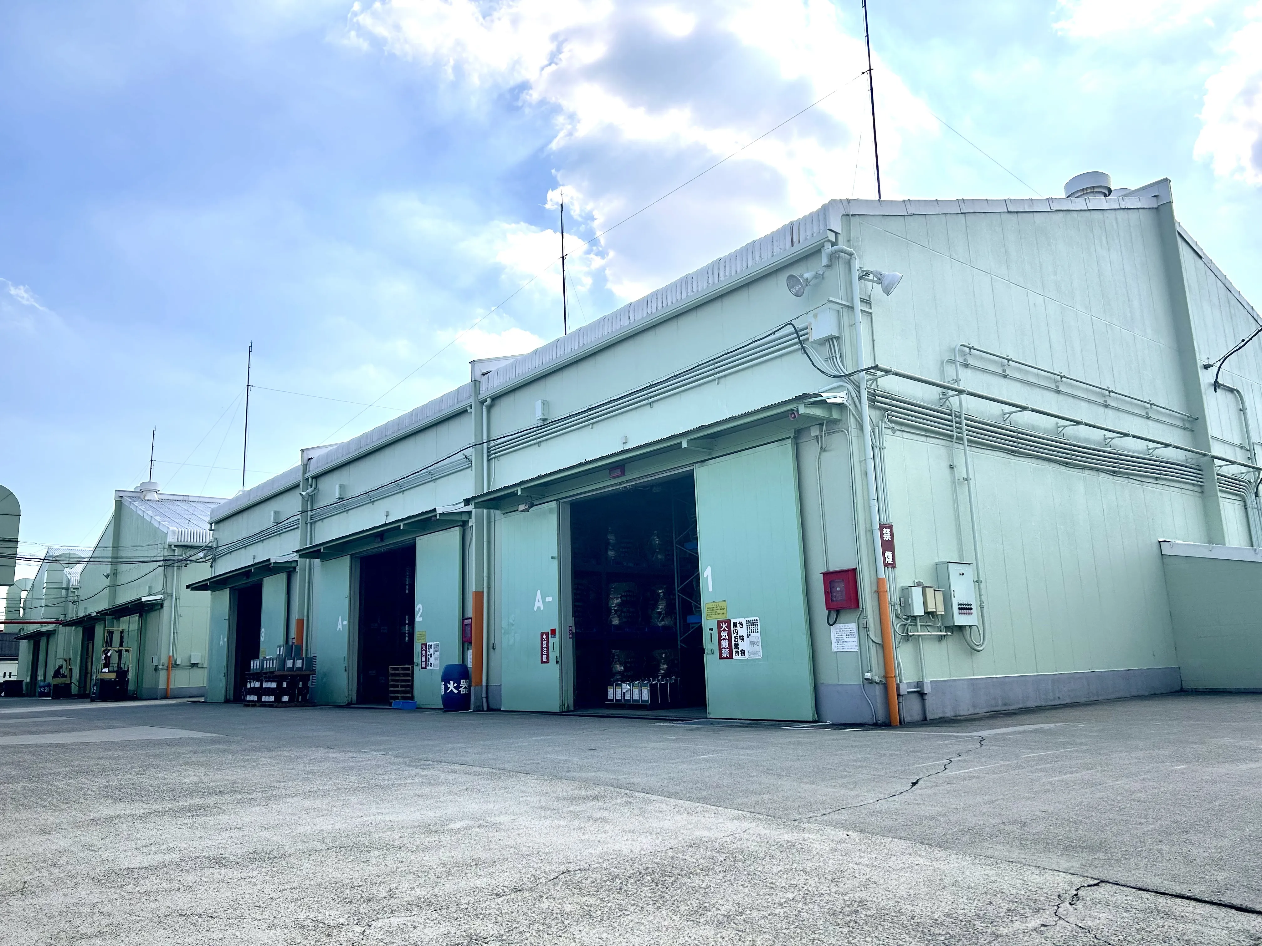 東田中危険物倉庫の外観写真